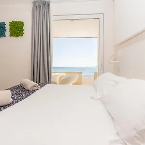 White Bay فندق